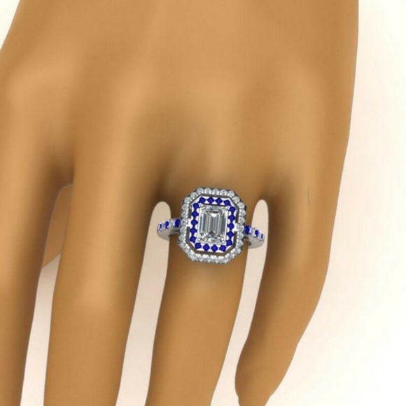 Luxury 925 Silver Square Shape White Sapphire Ring - Picture 4 of 4